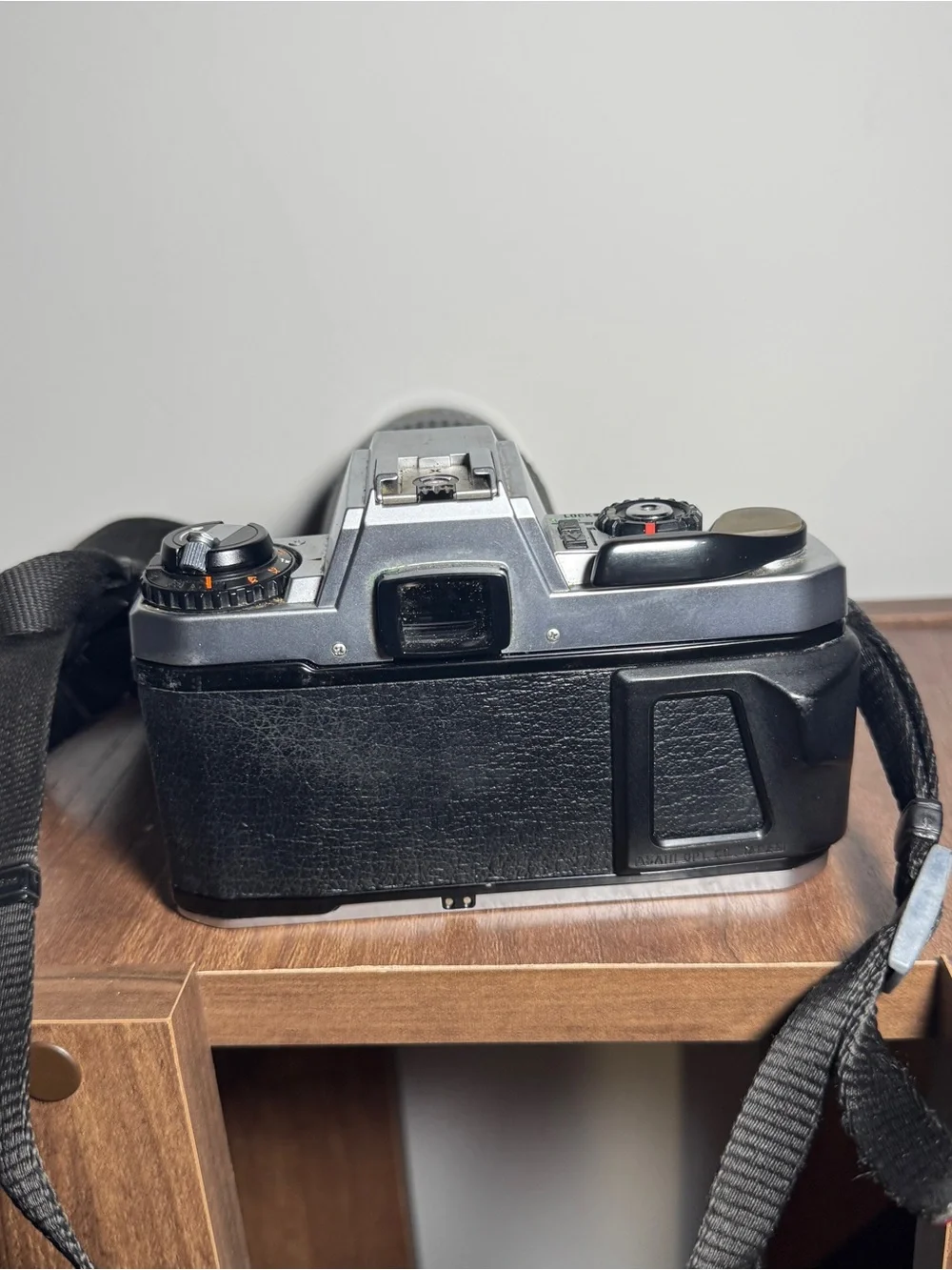 Pentax Silver and Black SLR with Long Black Telephoto Lens DOES NOT WORK